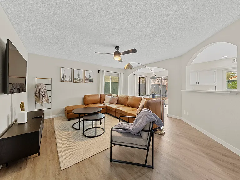 44 Westheimer Rd — Photo 19