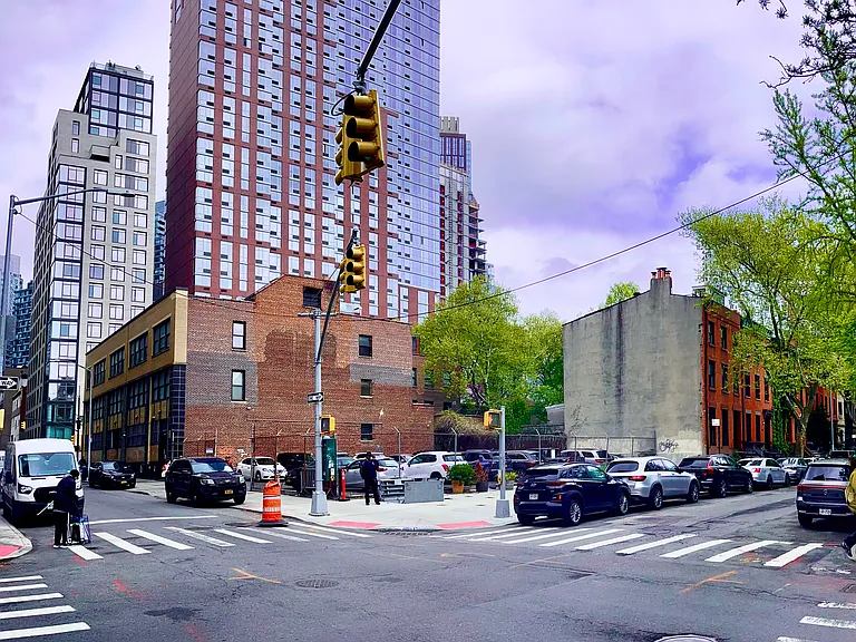 70 Nevins St #5 — Photo 35