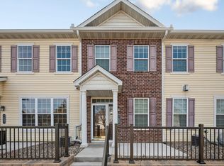 7535 12th St N, Oakdale, MN 55128