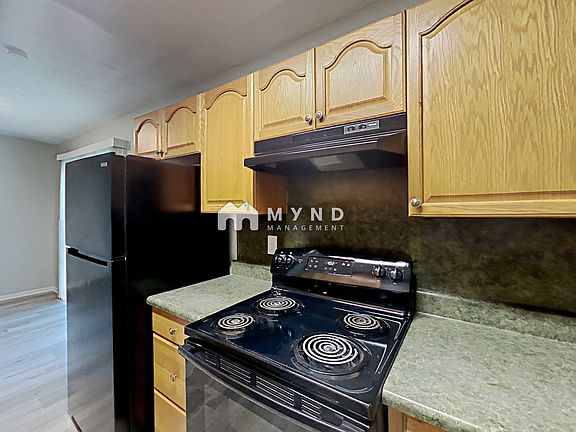 5th image of 3007 Tara Woods Dr