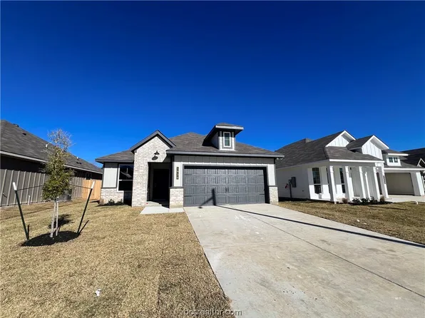 1930 Chief St, Bryan, TX 77807