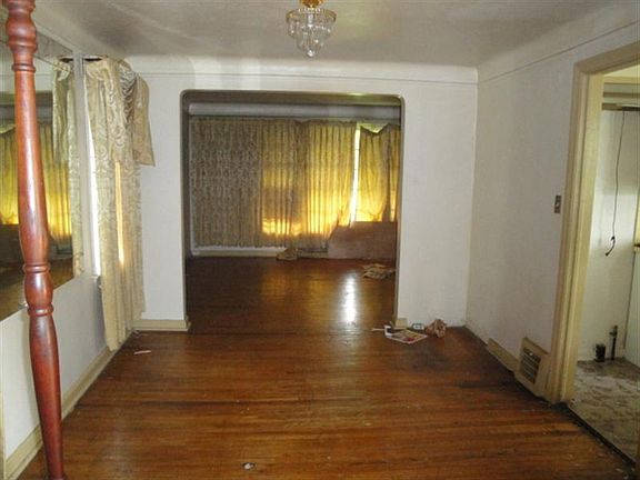 5th image of 17208 Eldamere Ave