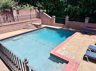 8195 Dogwood Rd, Germantown, TN 38139