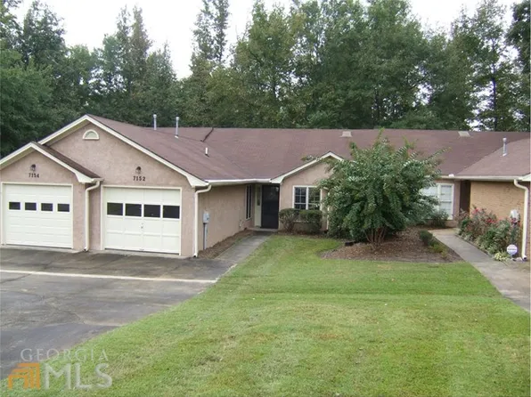 7152 Woodridge Ln, Union City, GA 30291