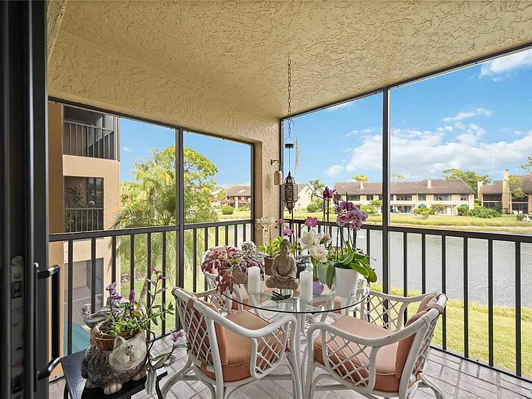 5627 Ashton Way #5627 — Photo 40
