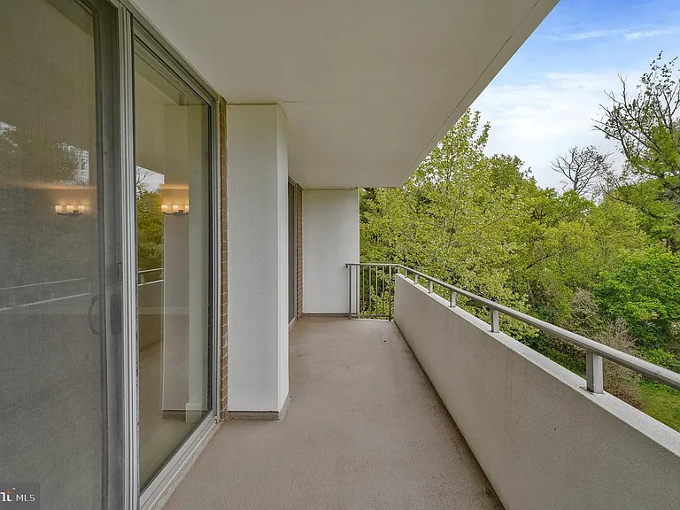 5101 River Rd #618 — Photo 14