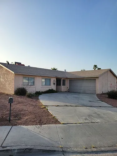 5348 Ravendale Cir Photo 1