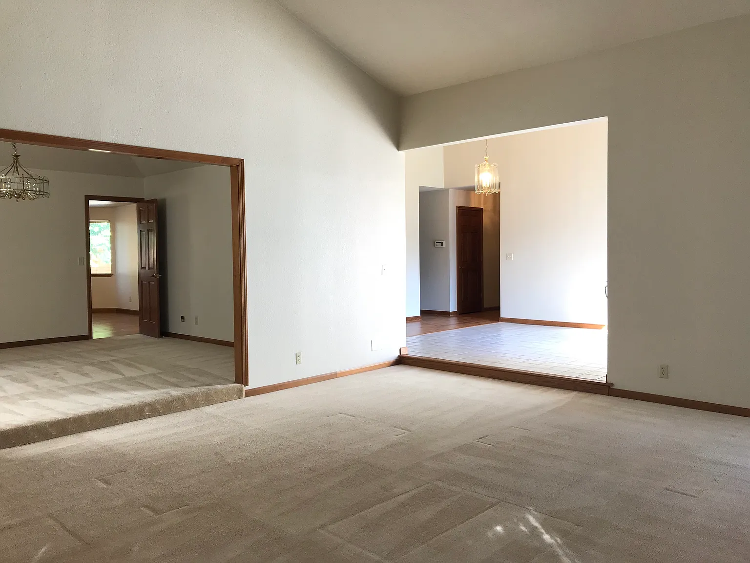 4 bed, 3036 sqft, $7,800 — Photo 3