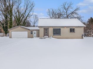 198 Farr Rd, Muskegon, MI 49444