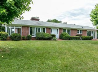 17 Ramsey Rd, Asheville, NC 28806