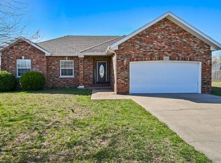 890 W Crestwood St, Nixa, MO 65714