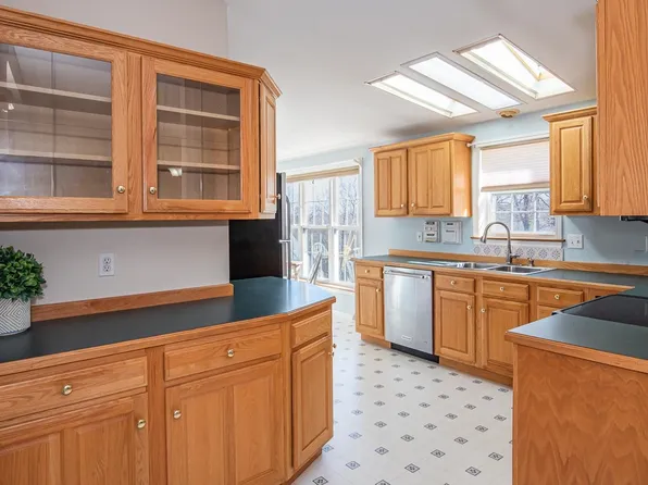 20 Charleston Ridge #72, Hampstead, NH 03841