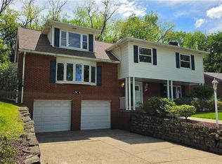 333 Stoneledge Dr, Pittsburgh, PA 15235