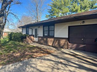 225 Teakwood Dr #A, Bethalto, IL