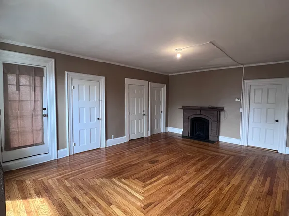 321 High St #1W, Fall River, MA 02720