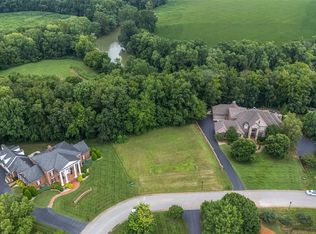 1191 Rivergreen Ln, Bowling Green, KY 42103