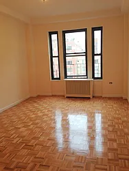 Rented by Moises Farhart, LREB