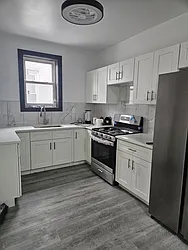 550 Bristol Street, #2