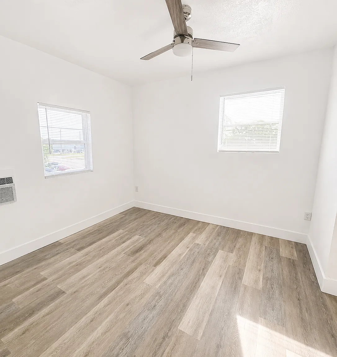 1 bed, 2041 sqft, $1,200 — Photo 4