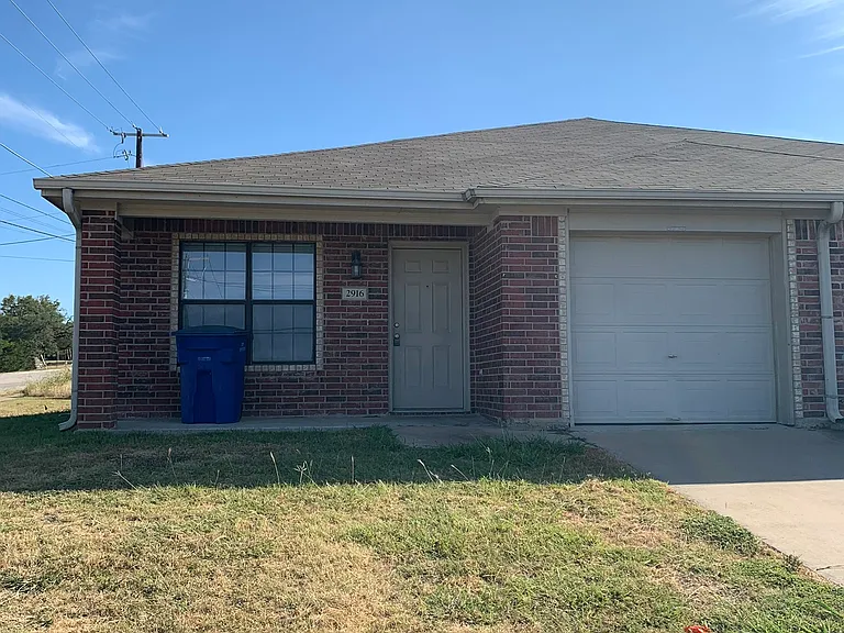 2916 Ashley Dr #2916 — Photo 1