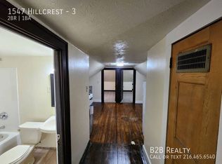 1547 Hillcrest Rd #3, Cleveland, OH 44118