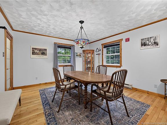 3rd image of 77 Highfield Rd