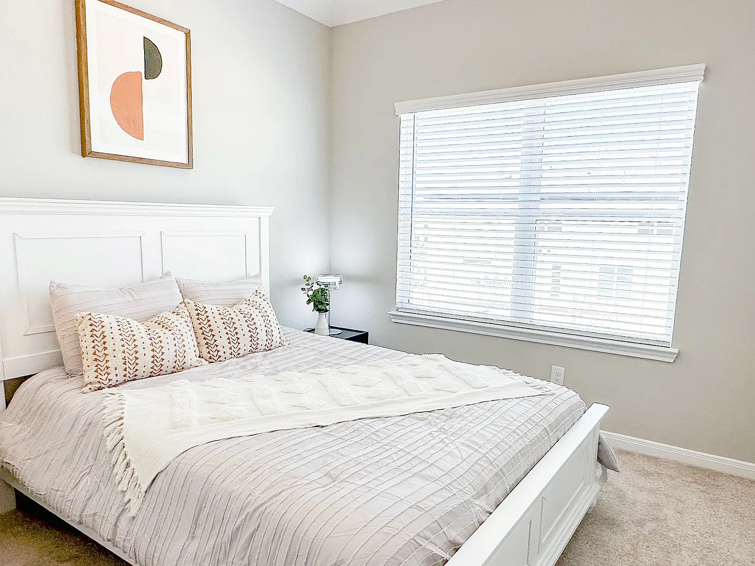 4 bed, 3.5 bath, 2106 sqft, $2,399 — Photo 4