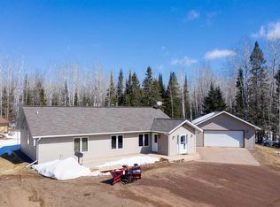 727 Seboe Rd, Wrenshall, MN 55797