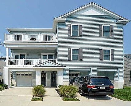 1st image of 810 Parkridge Rd Floor 2