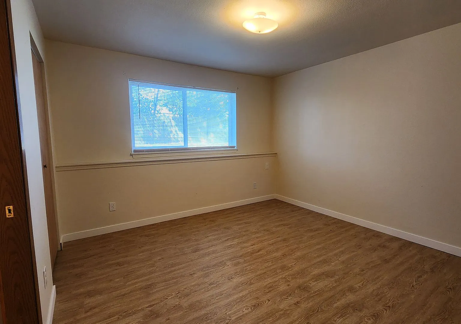3452abcd — Photo 2