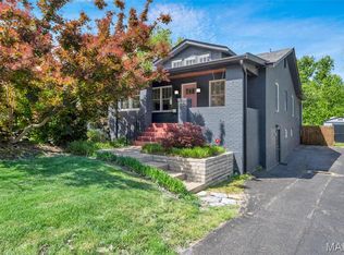 1055 N Sappington Rd, Saint Louis, MO 63122