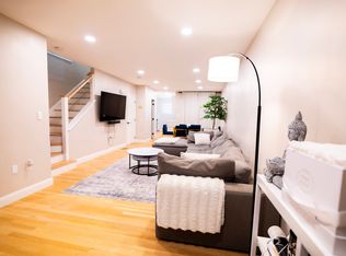 2 Turning Mill Ln #1, Quincy, MA 02169