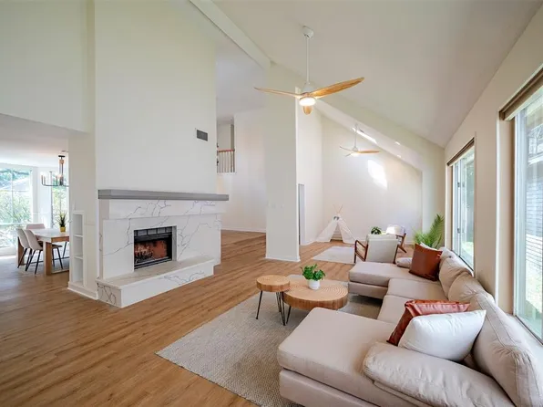 1625 Beaconshire Road, Houston, TX 77077