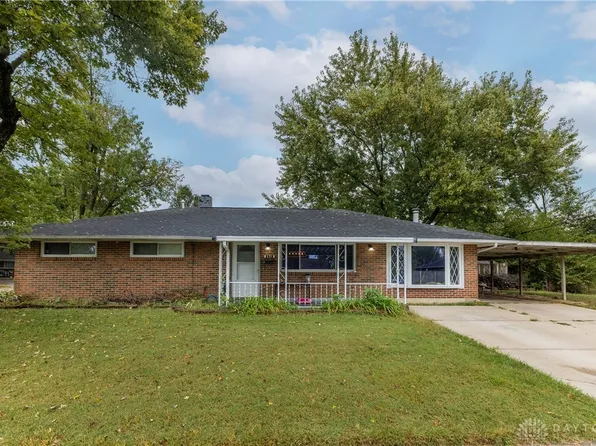 5912 Bavaria Pl, Huber Heights, OH 45424