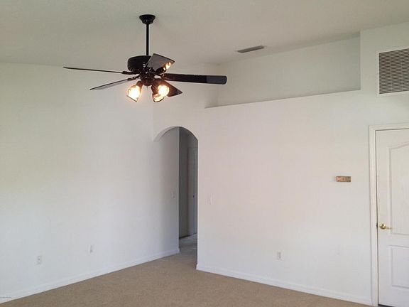 4th image of 317 Sawmill Creek Ct