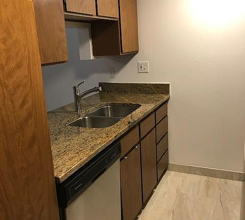 2nd image of 3033 E Devonshire Ave Unit 2023