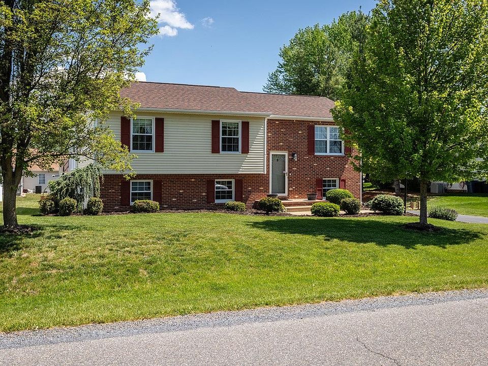 1st image of 6352 W Donnagail Dr