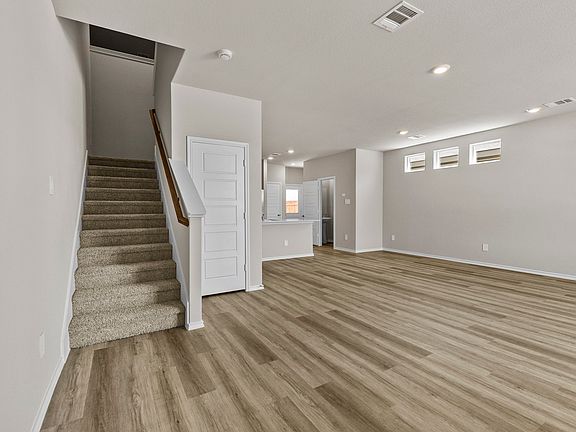 3rd image of 3109 Maple Orchard Ln