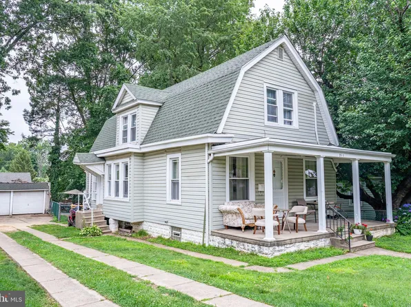 211 Park Ave, Jenkintown, PA 19046