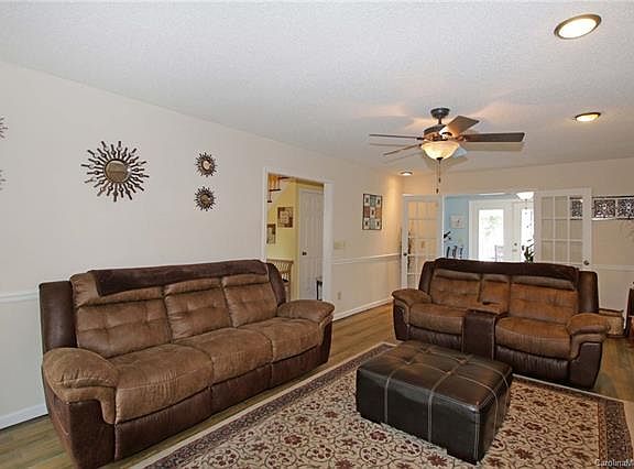 5th image of 193 Turnberry Ln