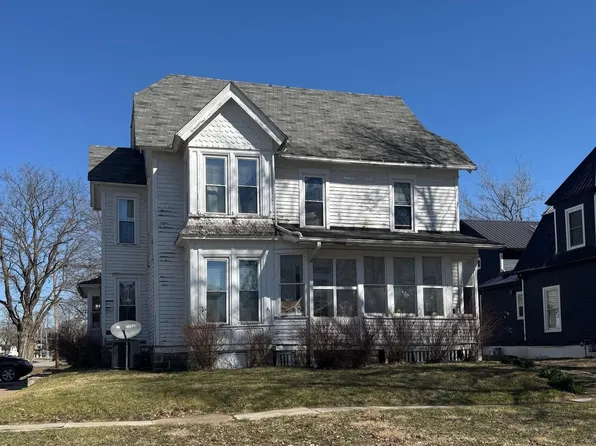 311 W Adams Ave, Fairfield, IA 52556