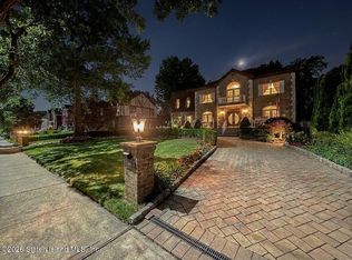 444 Sleight Ave, Staten Island, NY 10307