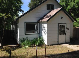 203 Sheldon Ave, Mount Shasta, CA 96067