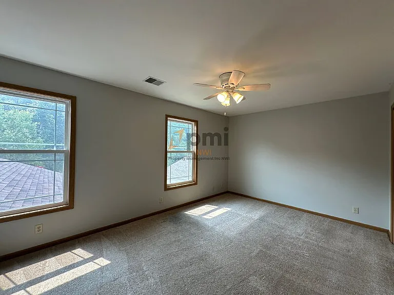 395 Plymouth Rd #C — Photo 11