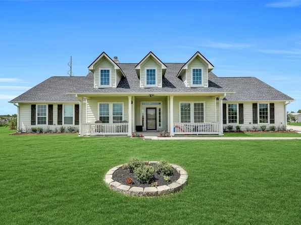 7829 N Humble Camp Rd, Dickinson, TX 77539