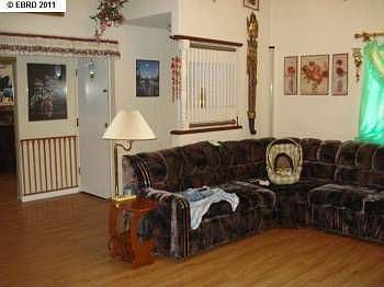 4th image of 2215 Costa Ave