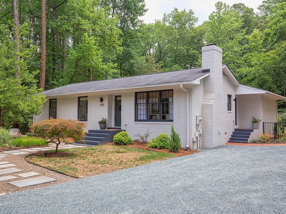 1st image of 809 Tinkerbell Rd