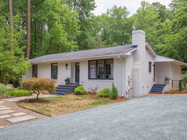 809 Tinkerbell Rd, Chapel Hill, NC 27517
