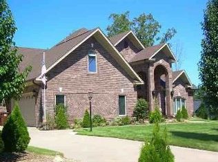 7327 Palm Beach Cir, Benton, AR 72019
