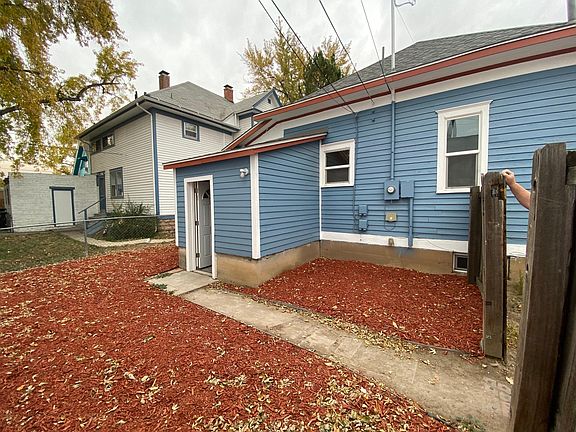 Back of house (Unit 3 entrance)